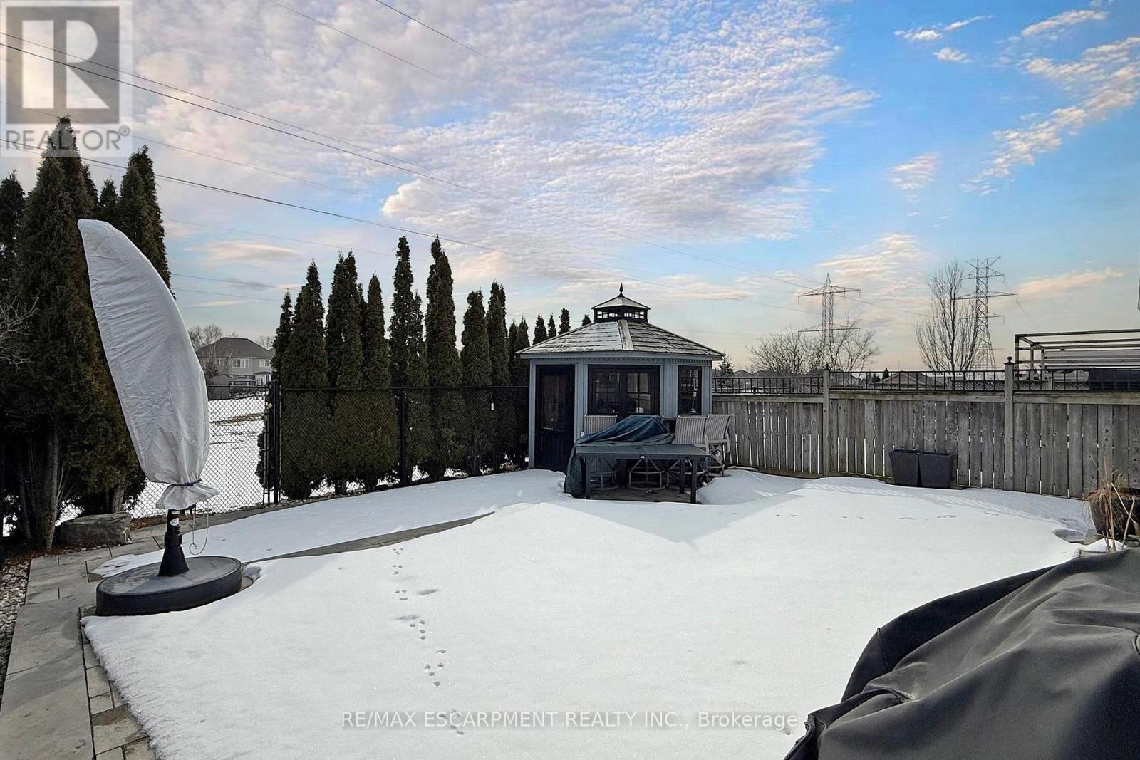 4176 Saunders Crescent, Burlington, ON - Outdoor