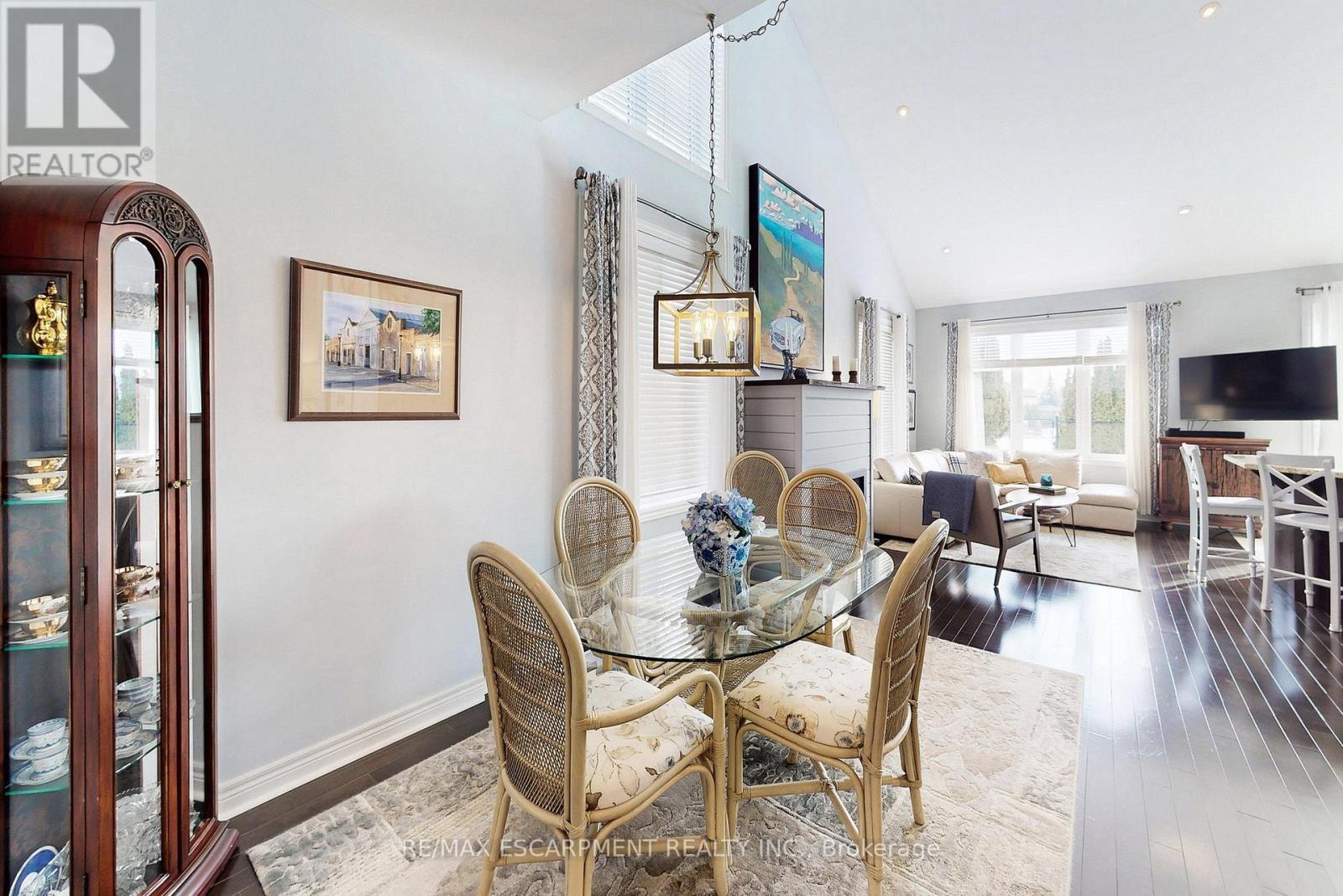4176 Saunders Crescent, Burlington, ON - Indoor Photo Showing Dining Room