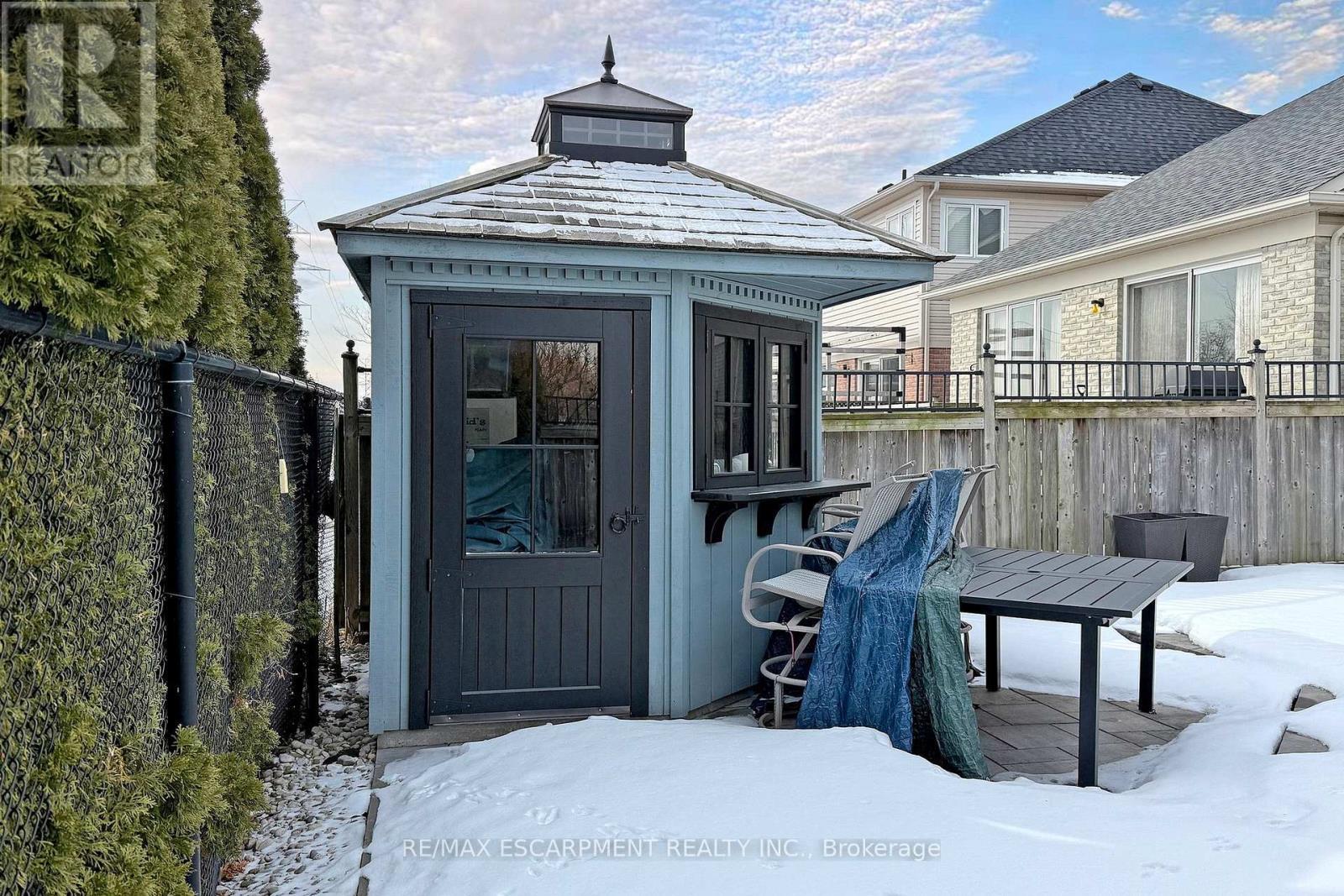 4176 Saunders Crescent, Burlington, ON - Outdoor