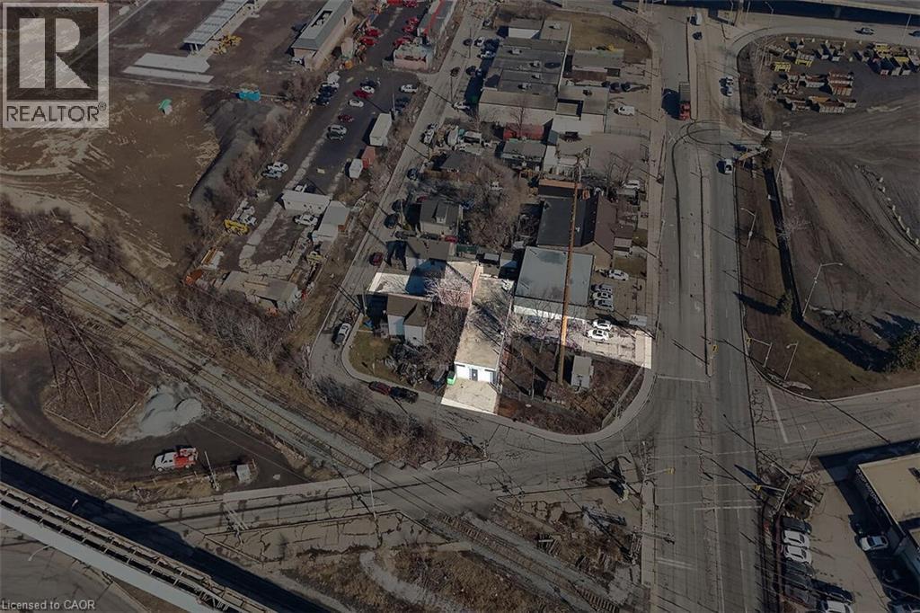 100 Stapleton Avenue, Hamilton, ON