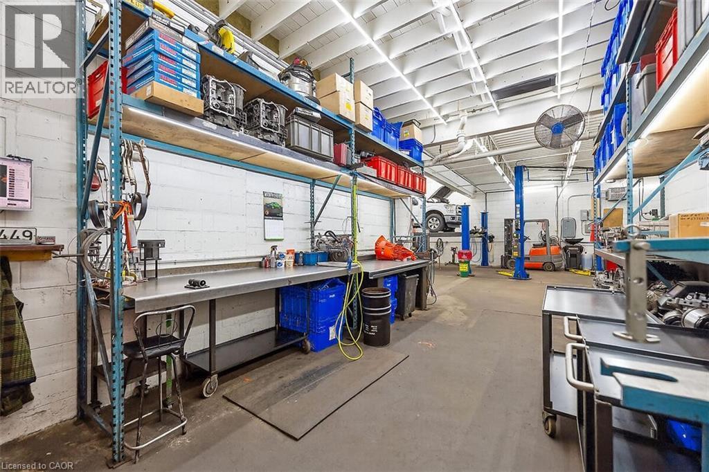 100 Stapleton Avenue, Hamilton, ON