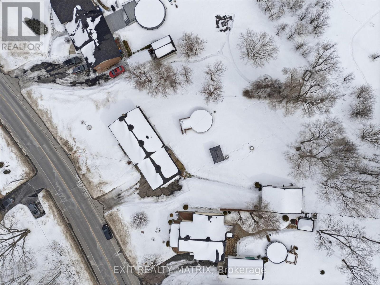 635 Front Road W, Champlain, ON - With View