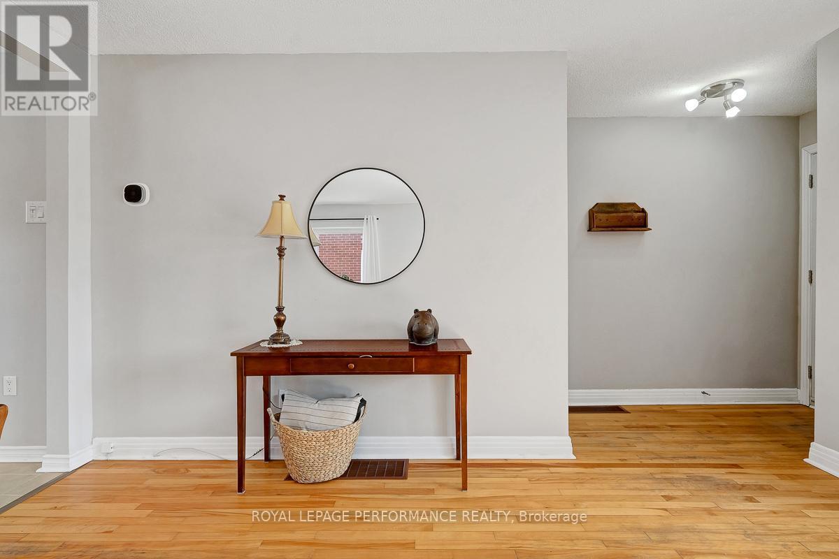 321 Donald Street, Ottawa, ON - Indoor Photo Showing Other Room