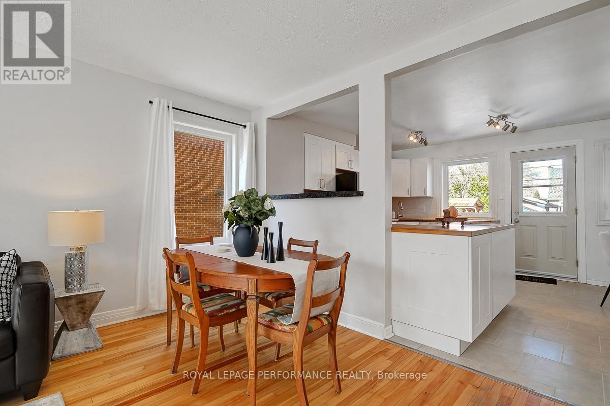 321 Donald Street, Ottawa, ON - Indoor Photo Showing Dining Room