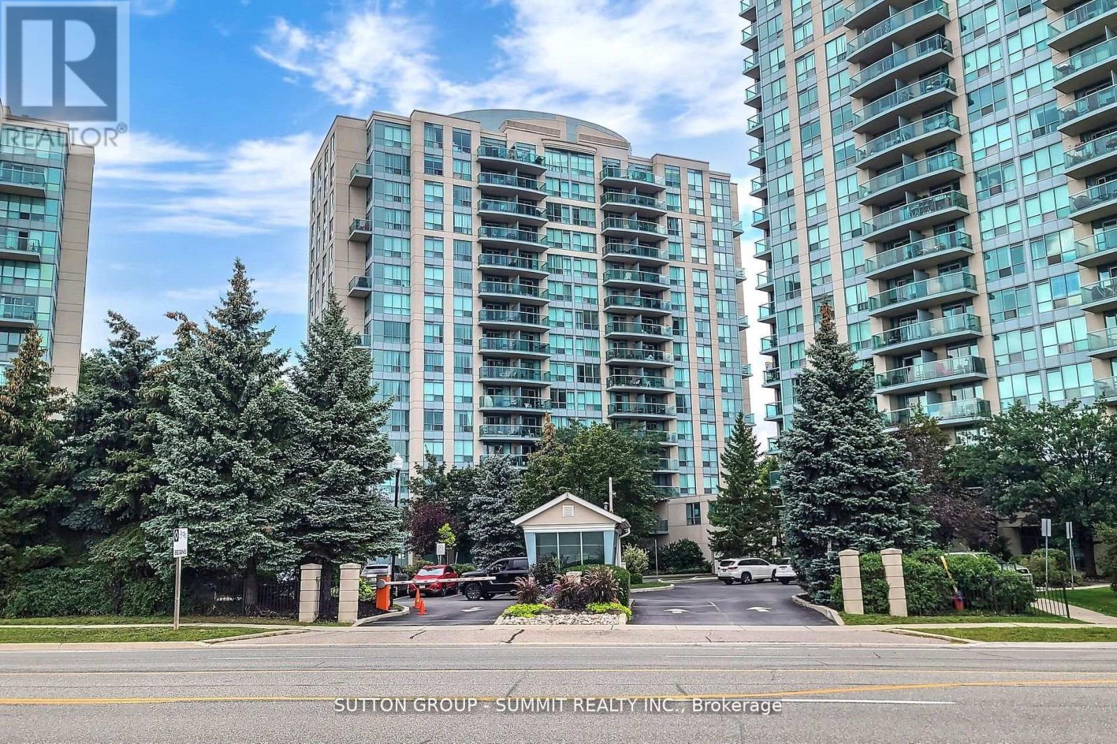 1203 - 2565 Erin Centre Boulevard, Mississauga, ON - Outdoor With Facade