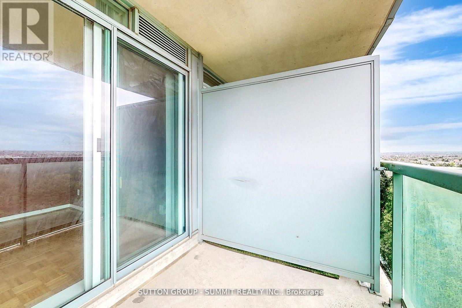 1203 - 2565 Erin Centre Boulevard, Mississauga, ON - Outdoor With Exterior