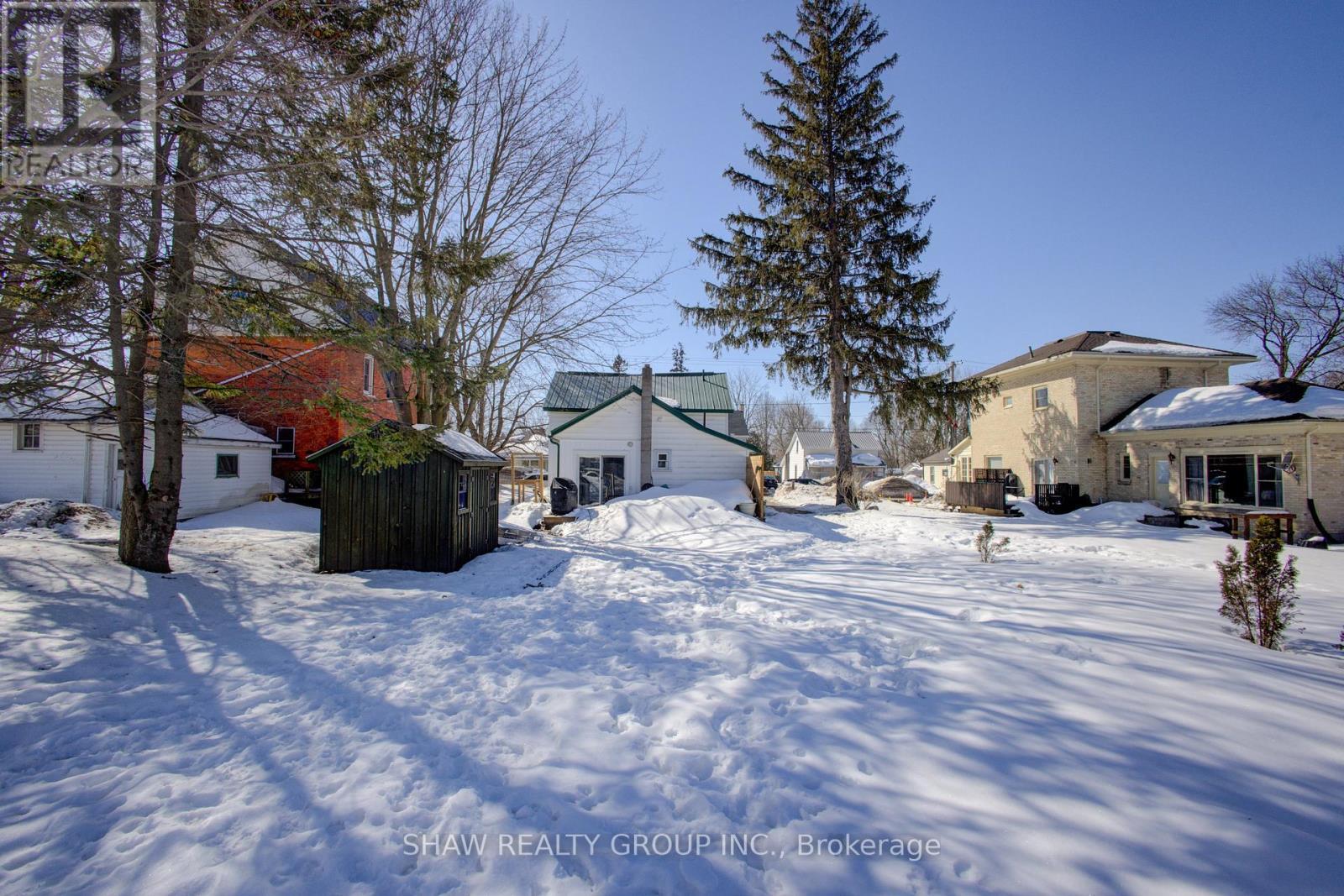 101 John Street, North Huron, ON - Outdoor