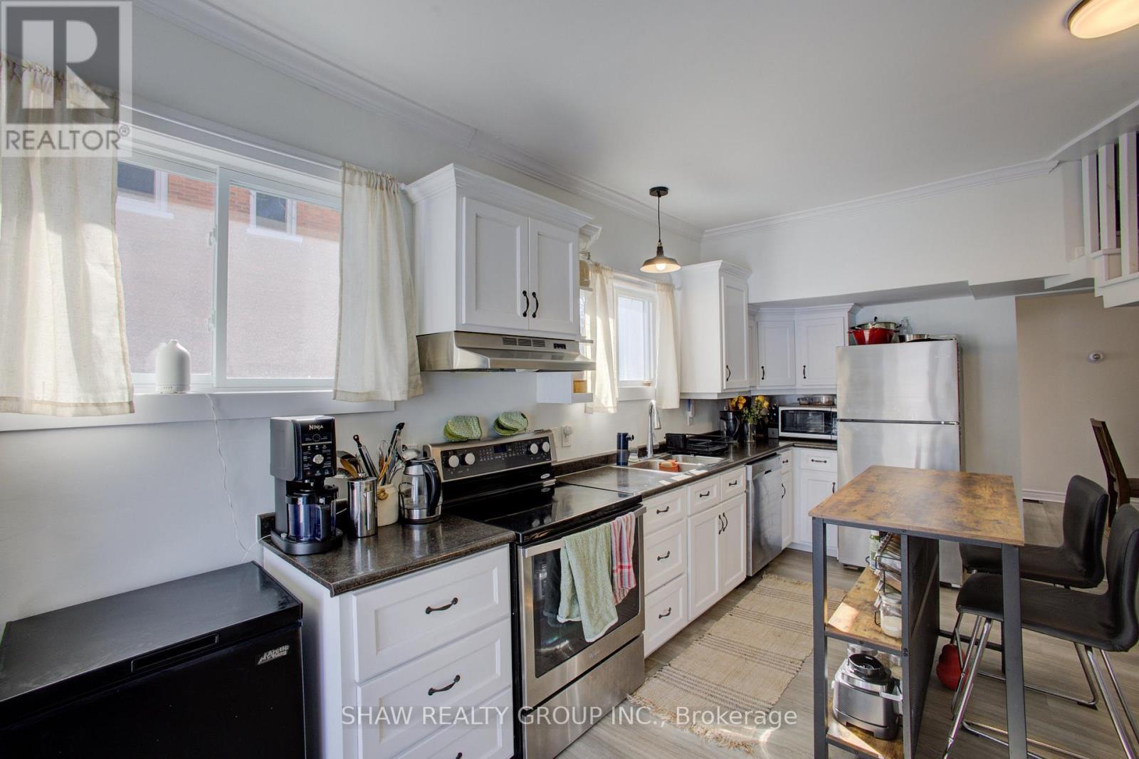 101 John Street, North Huron, ON - Indoor Photo Showing Kitchen