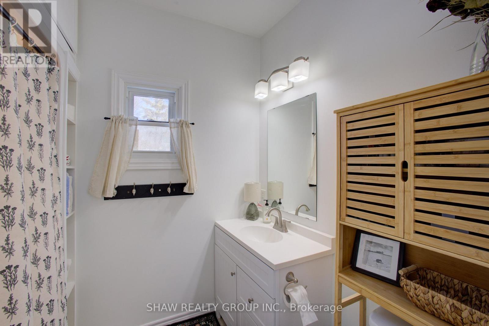 101 John Street, North Huron, ON - Indoor