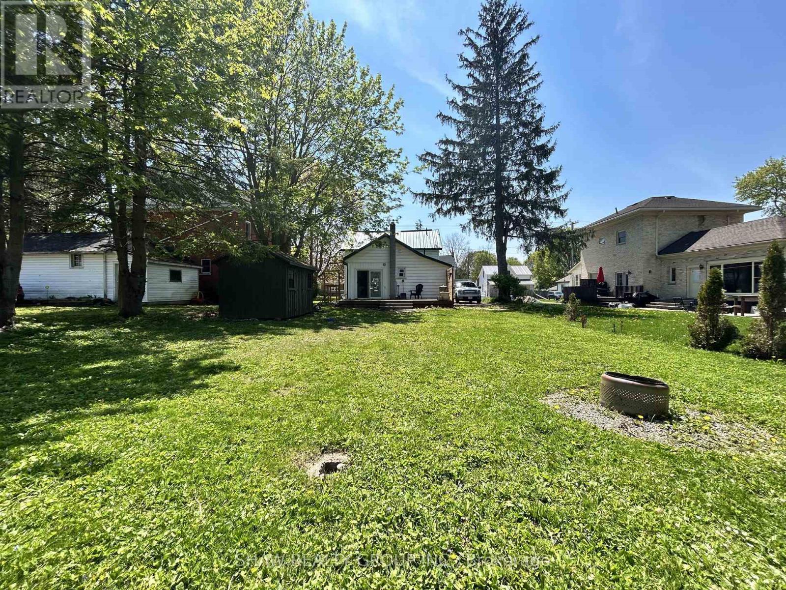 101 John Street, North Huron, ON - Outdoor