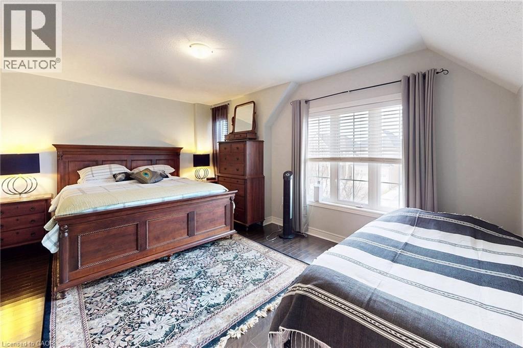 4176 Saunders Crescent, Burlington, ON - Indoor Photo Showing Bedroom