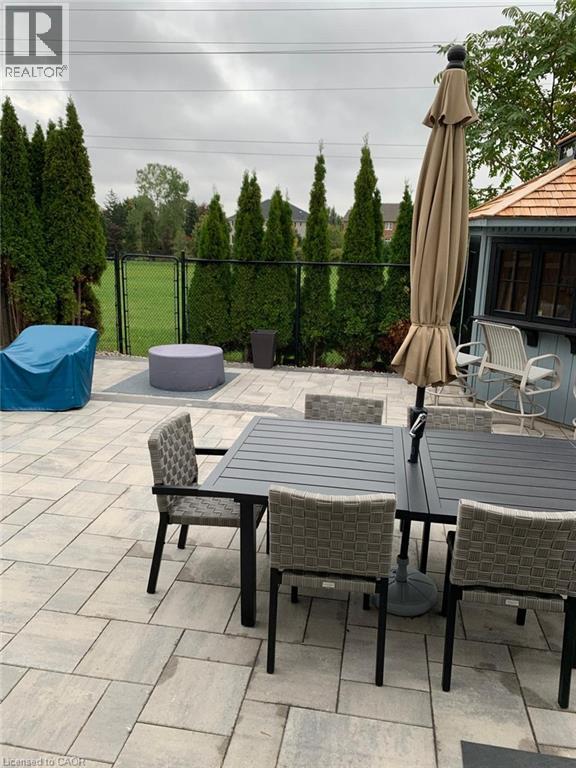 4176 Saunders Crescent, Burlington, ON - Outdoor With Deck Patio Veranda