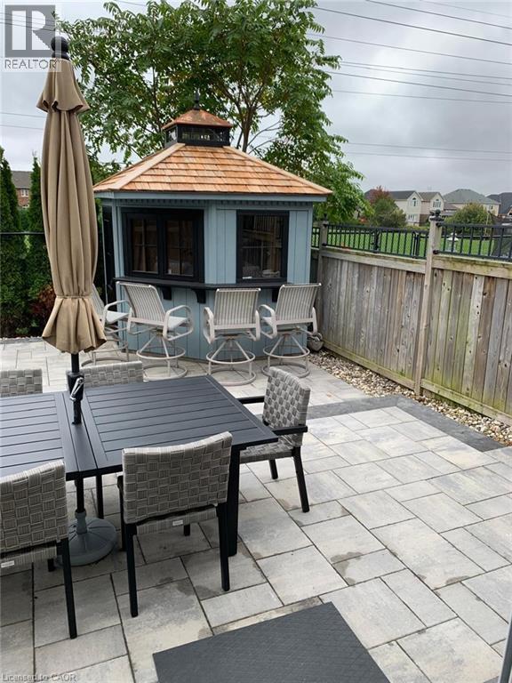4176 Saunders Crescent, Burlington, ON - Outdoor With Deck Patio Veranda With Exterior