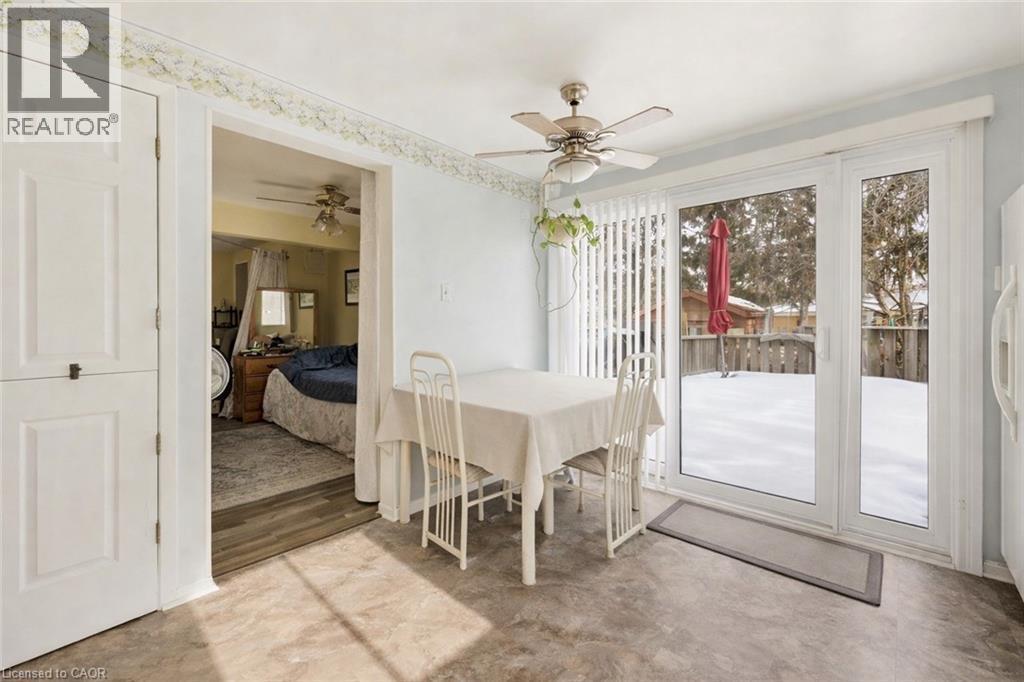 104 Rolling Meadows Drive, Kitchener, ON - Indoor Photo Showing Dining Room