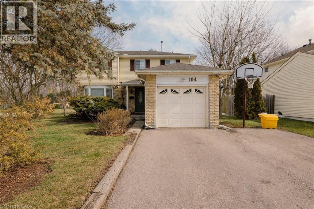 104 Rolling Meadows Drive, Kitchener, ON - Outdoor
