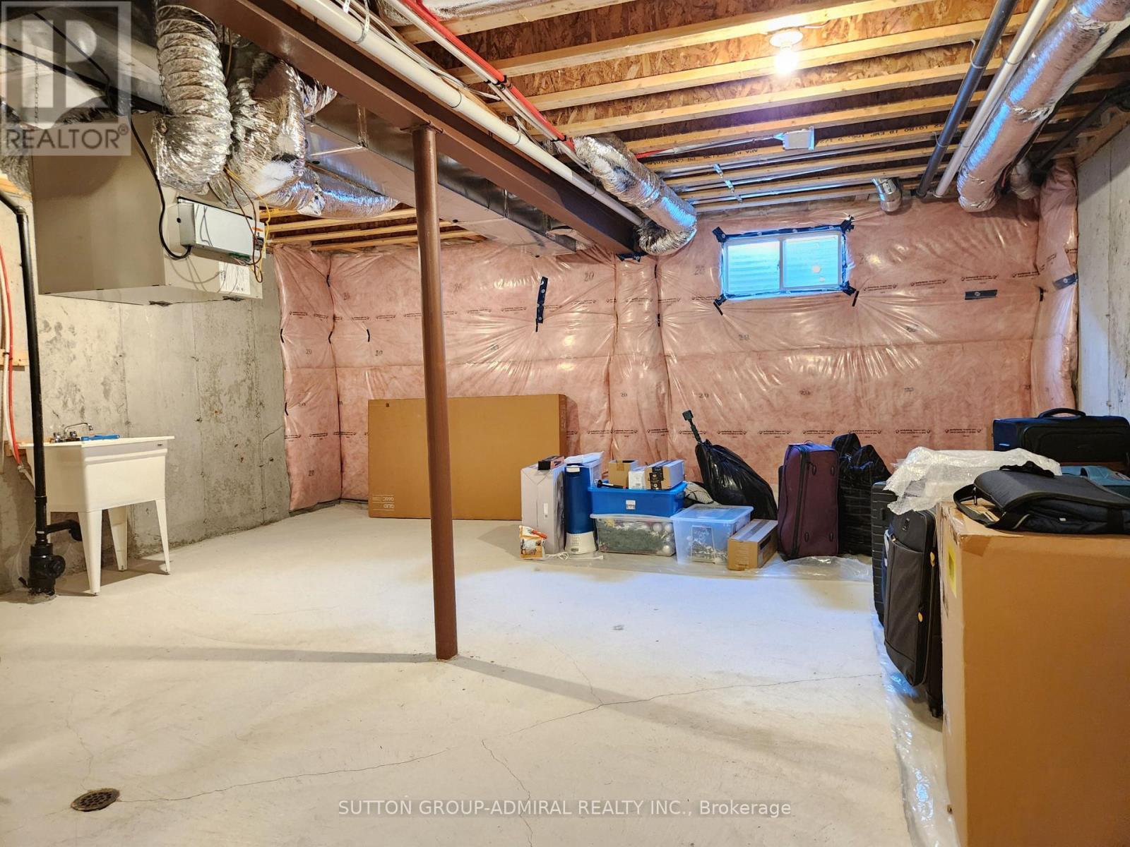 984 Crowsnest Hollow, Pickering, ON - Indoor Photo Showing Basement
