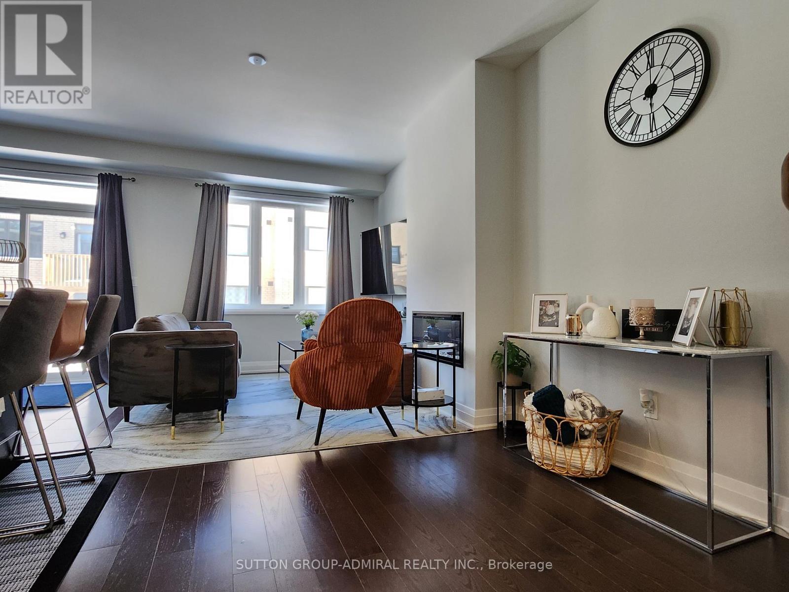 984 Crowsnest Hollow, Pickering, ON - Indoor