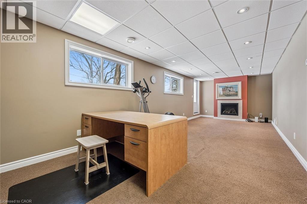 224 Lincoln Road, Waterloo, ON - Indoor