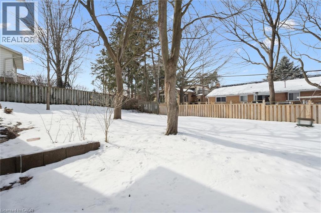224 Lincoln Road, Waterloo, ON - Outdoor
