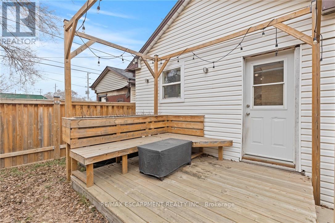 199 Barton Street W, Hamilton, ON - Outdoor With Deck Patio Veranda With Exterior