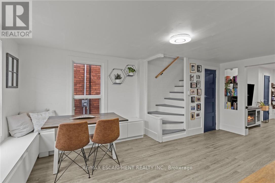 199 Barton Street W, Hamilton, ON - Indoor