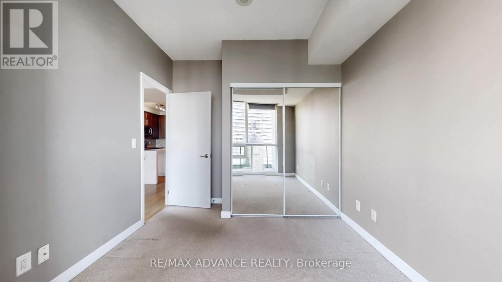 4713 - 33 Bay Street, Toronto, ON - Indoor Photo Showing Other Room