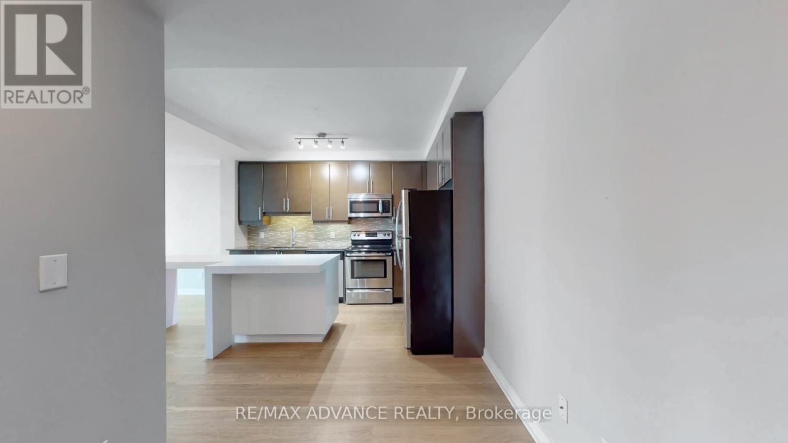 4713 - 33 Bay Street, Toronto, ON - Indoor Photo Showing Kitchen