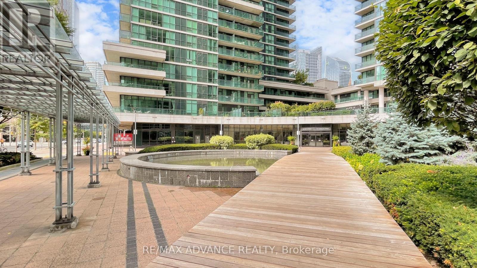 4713 - 33 Bay Street, Toronto, ON - Outdoor