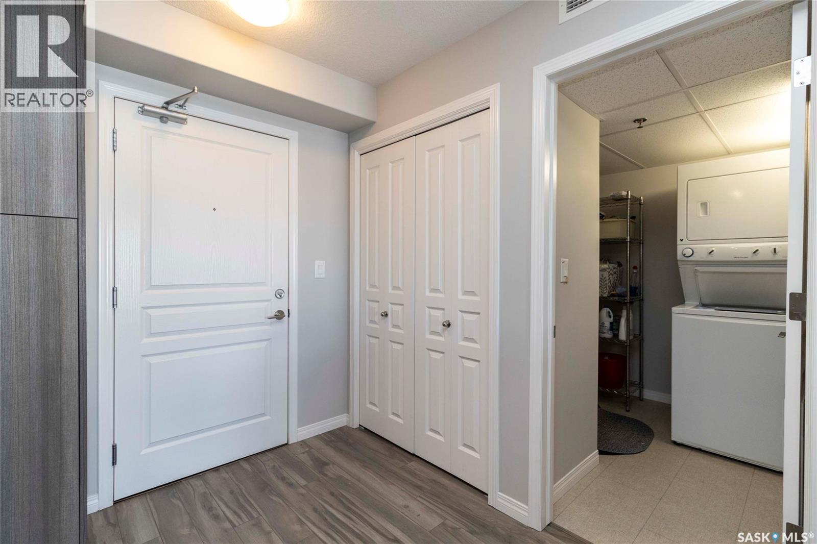 4311 108 Willis Crescent, Saskatoon, SK - Indoor Photo Showing Laundry Room