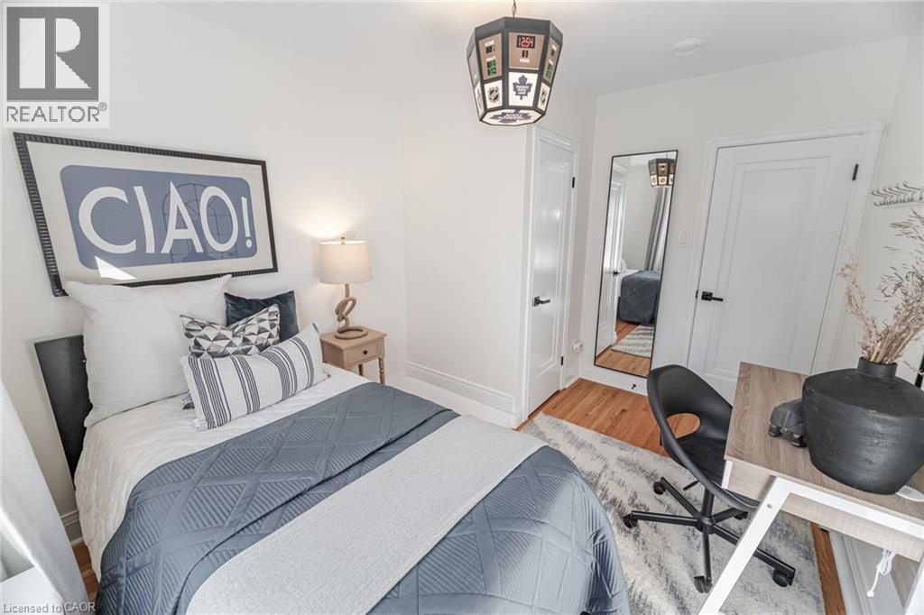 75 Emerald Crescent, Toronto, ON - Indoor Photo Showing Bedroom