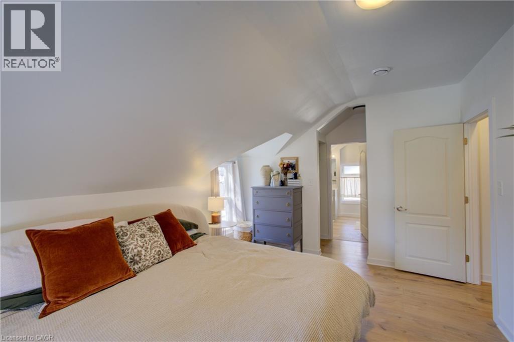101 John Street E, Wingham, ON - Indoor Photo Showing Bedroom