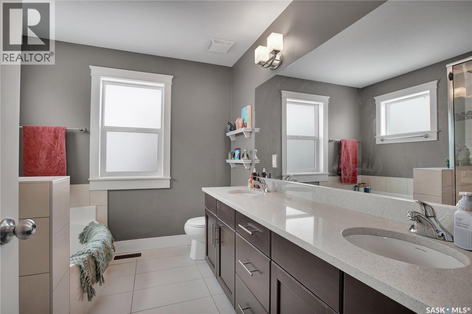 13 600 Maple Crescent, Warman, SK - Indoor Photo Showing Bathroom