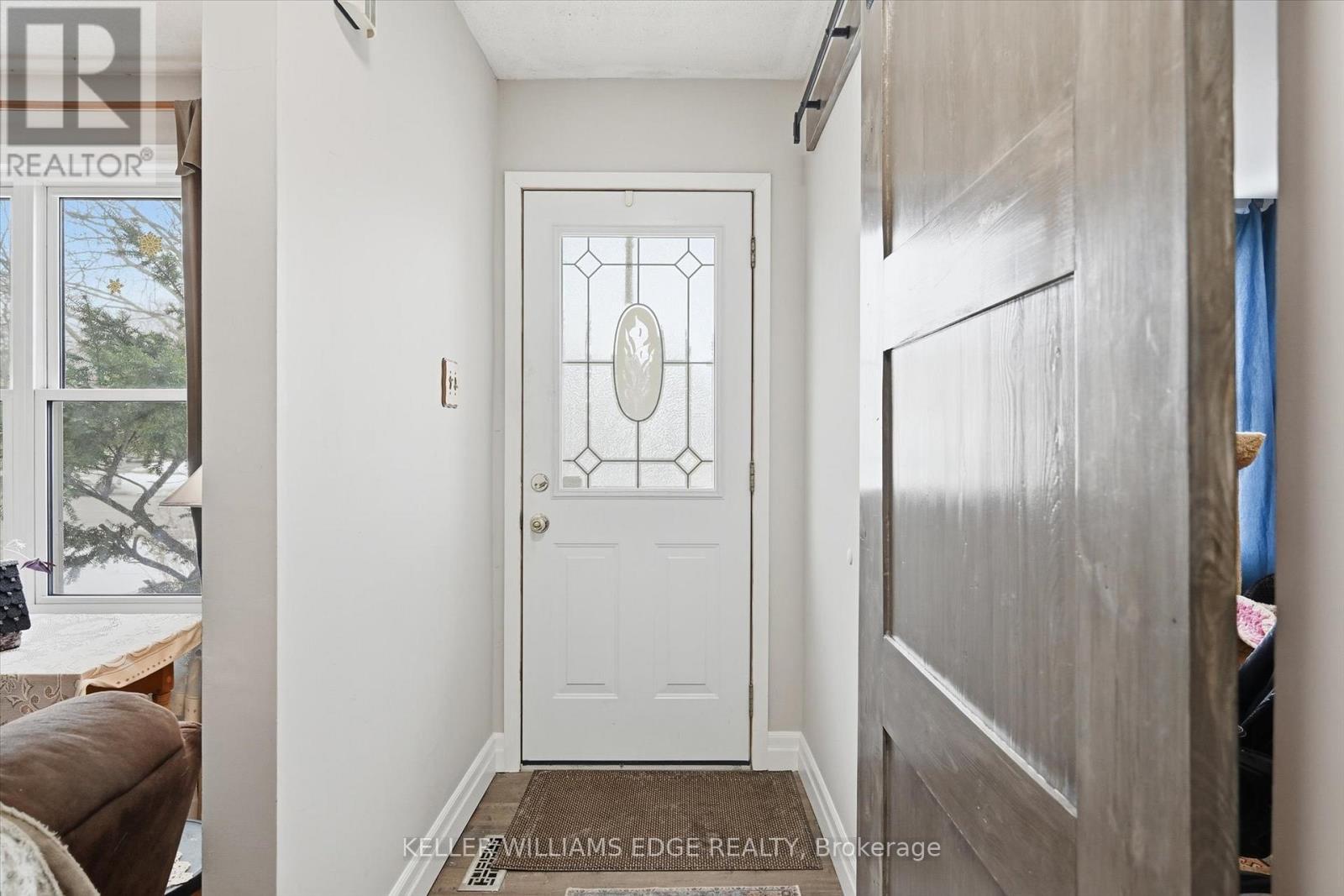 2478 Malcolm Crescent, Burlington, ON - Indoor Photo Showing Other Room