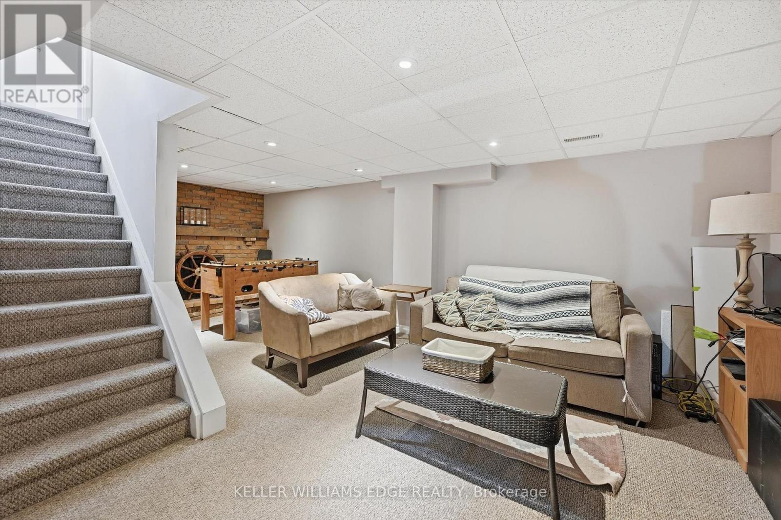 2478 Malcolm Crescent, Burlington, ON - Indoor