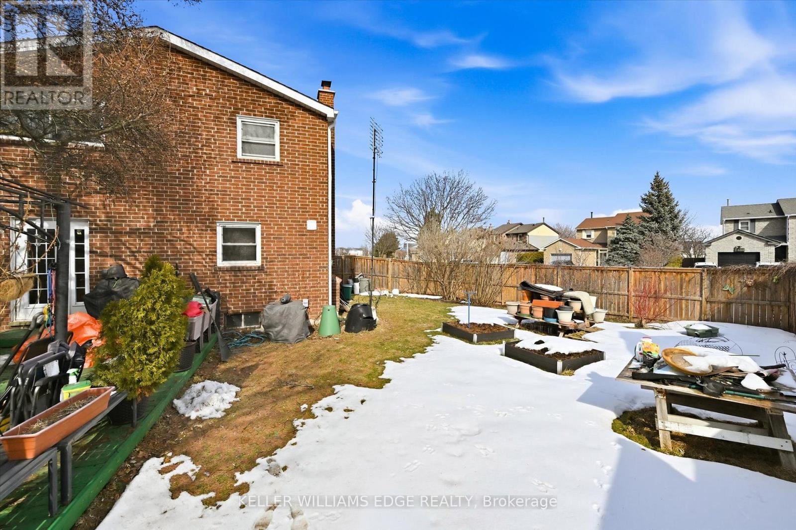 2478 Malcolm Crescent, Burlington, ON - Outdoor