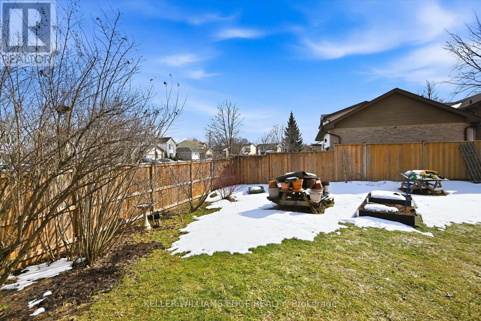 2478 Malcolm Crescent, Burlington, ON - Outdoor