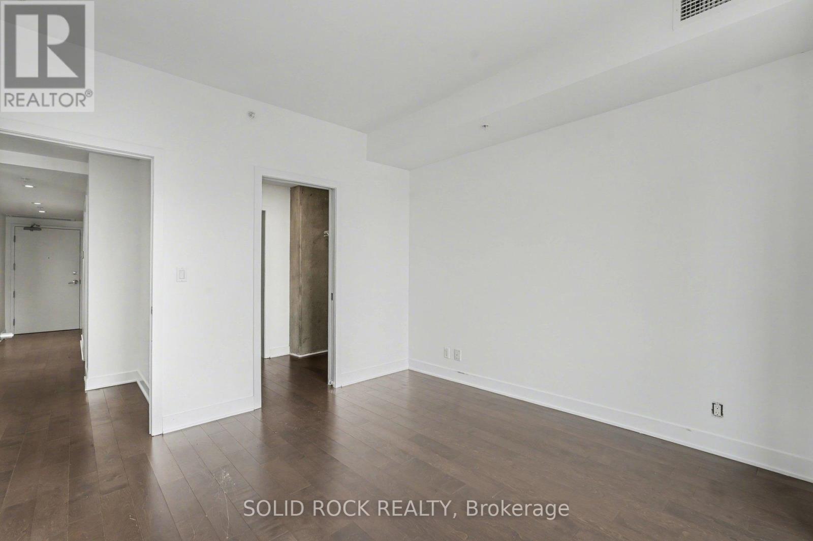 1606 - 20 Daly Avenue, Ottawa, ON - Indoor Photo Showing Other Room