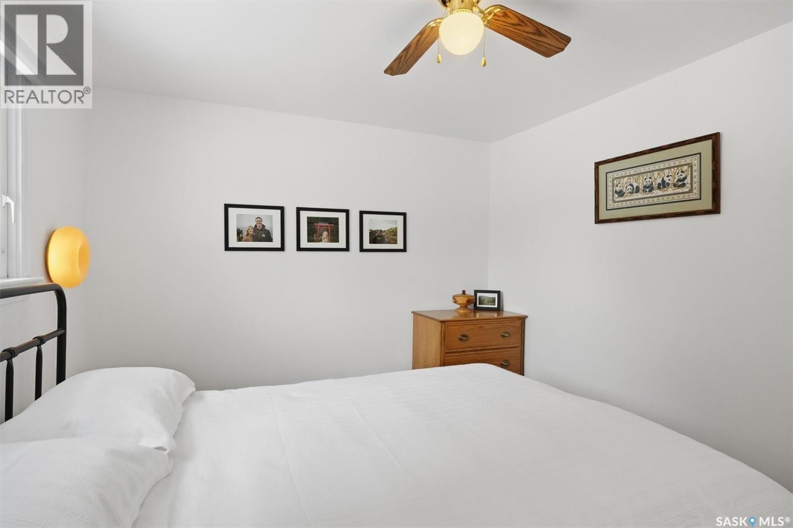 1113 2Nd Street E, Saskatoon, SK - Indoor Photo Showing Bedroom