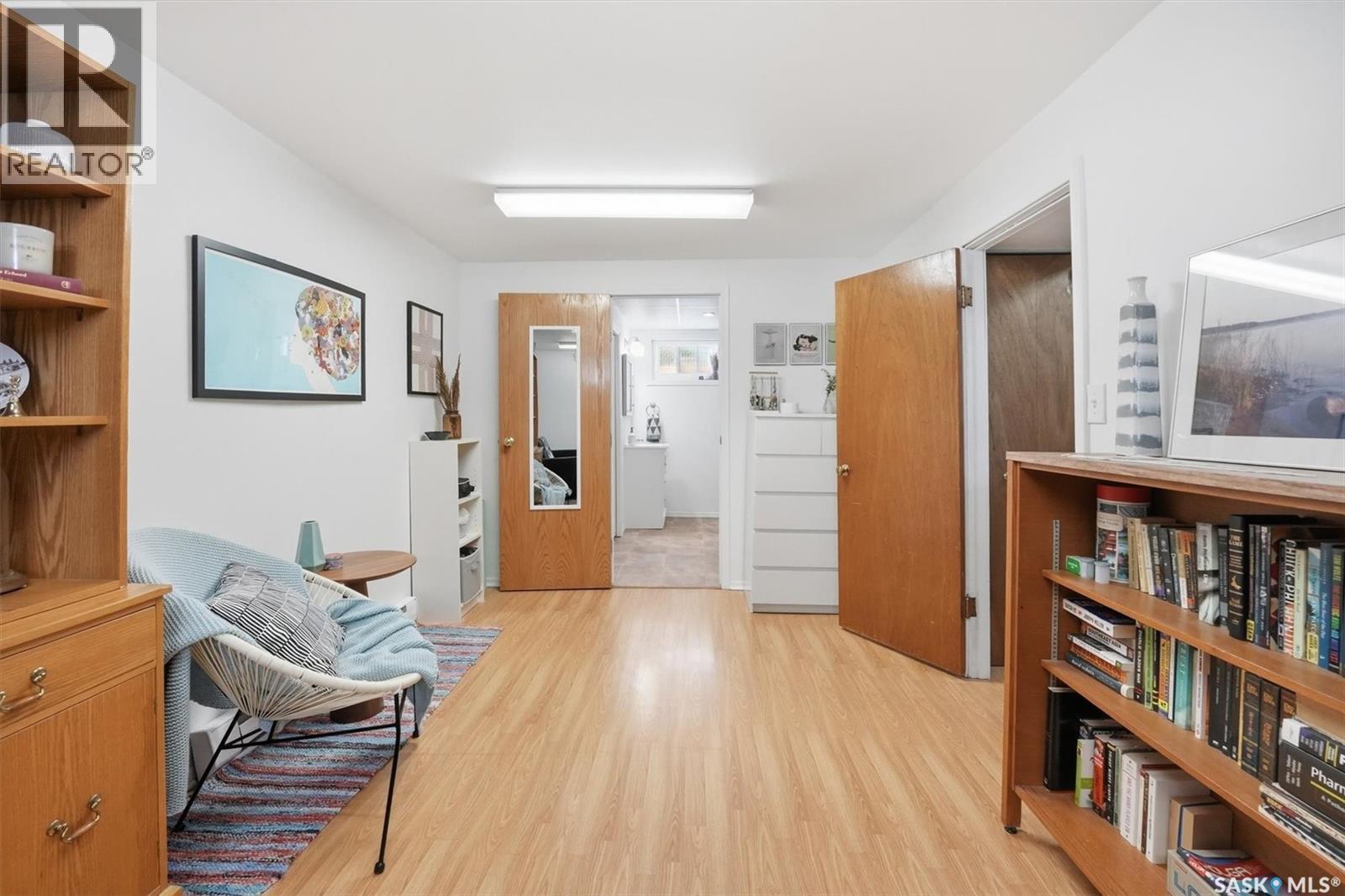 1113 2Nd Street E, Saskatoon, SK - Indoor Photo Showing Other Room