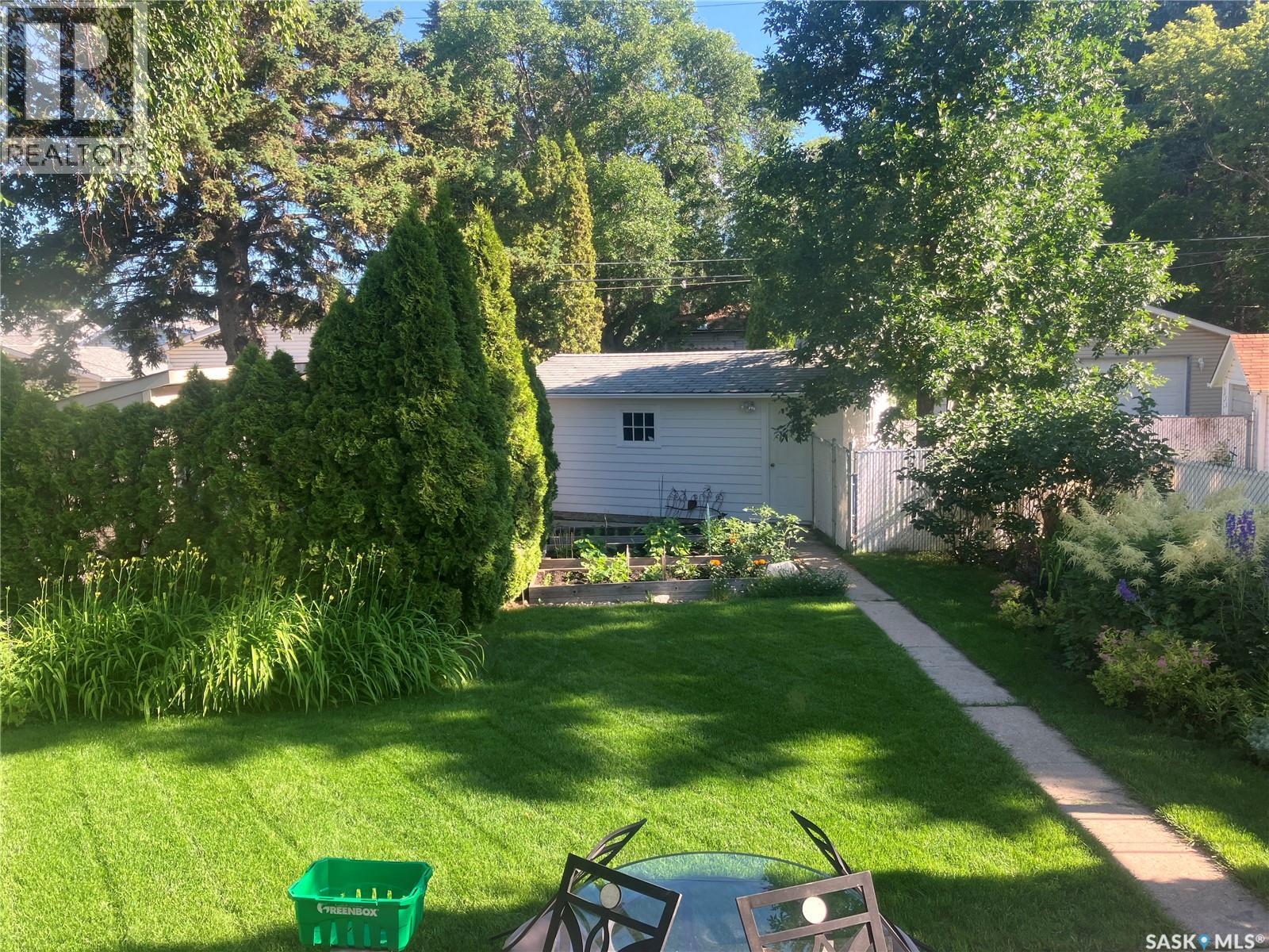1113 2Nd Street E, Saskatoon, SK - Outdoor