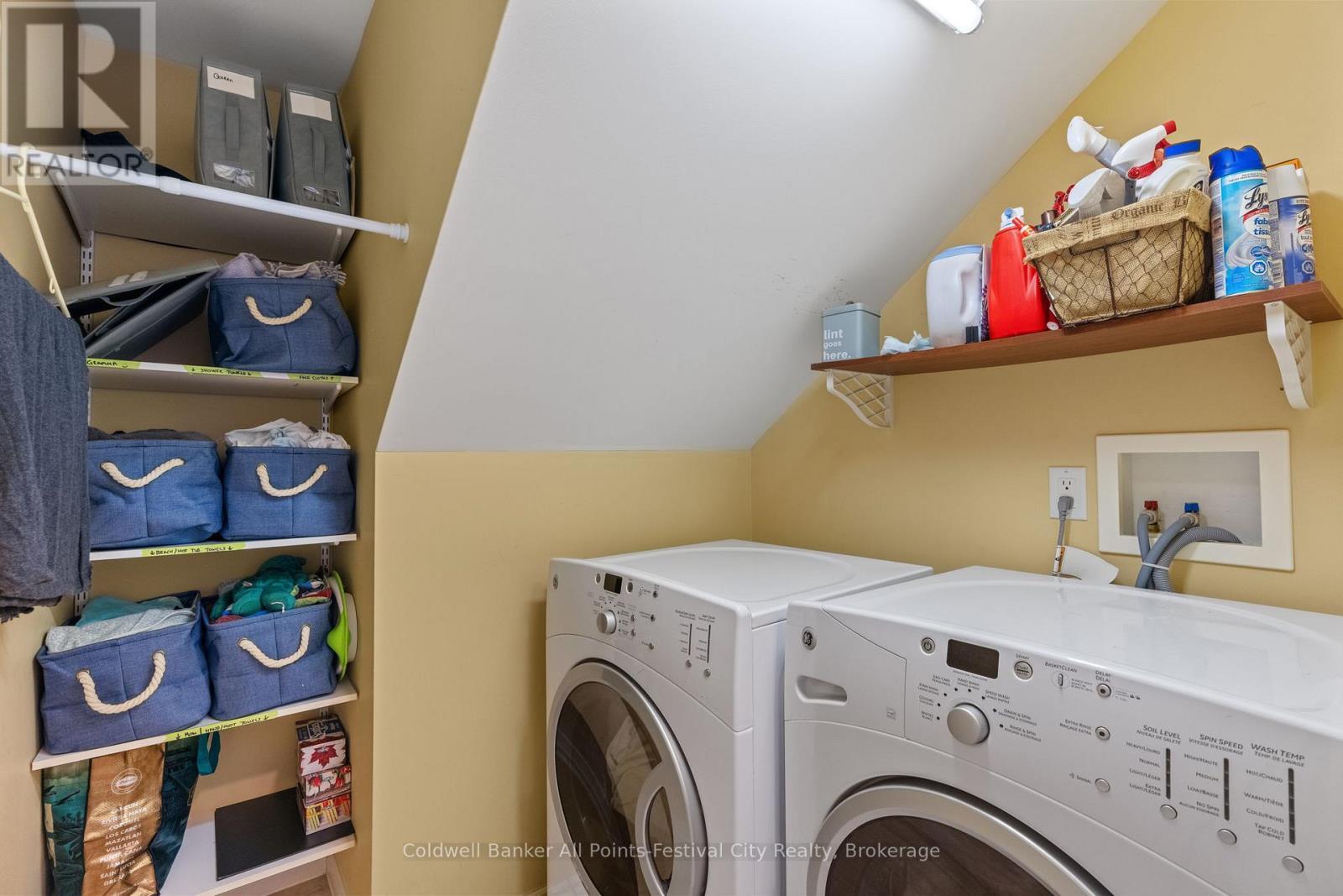 56 Wellington Street S, Goderich (Goderich (Town)), ON - Indoor Photo Showing Laundry Room