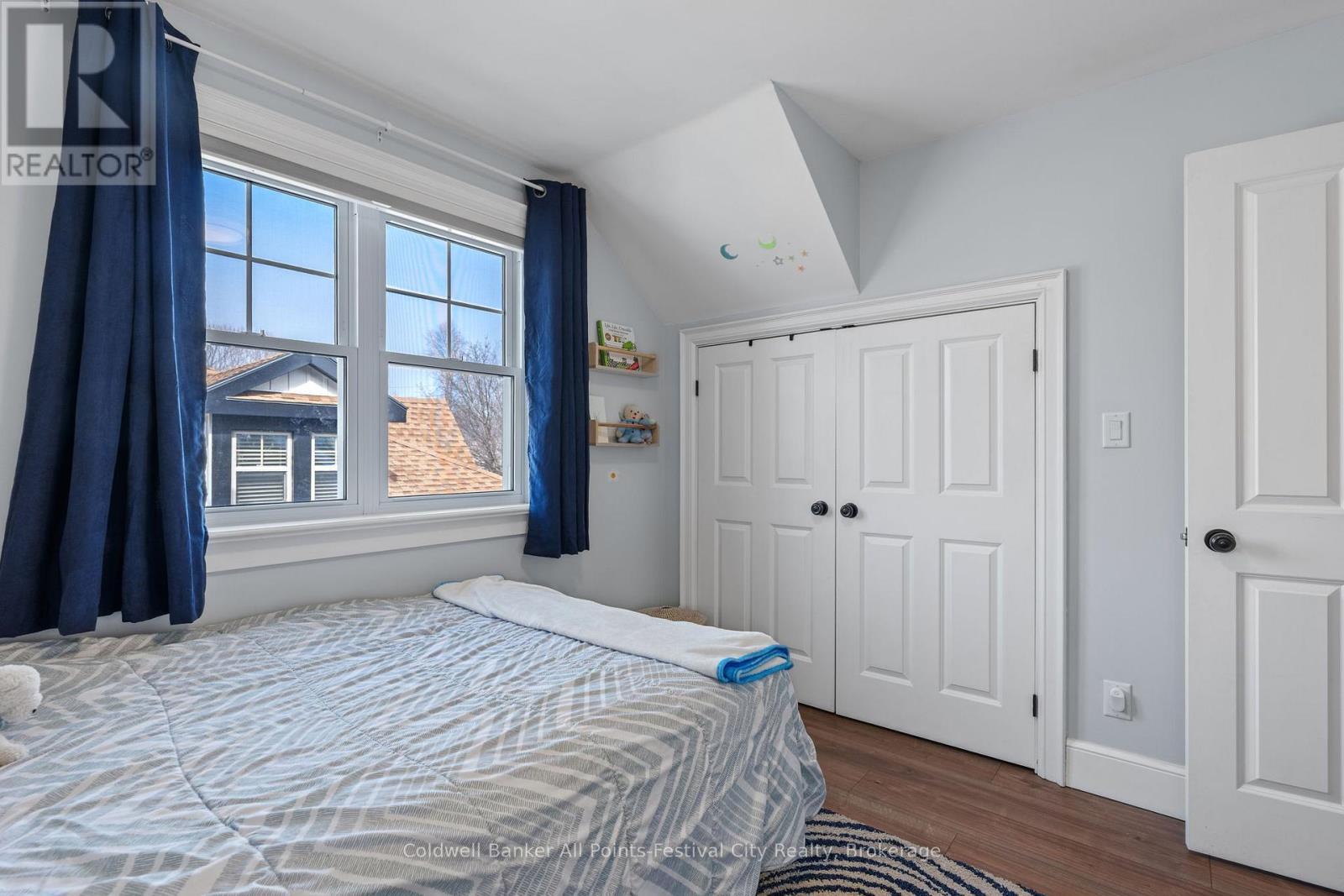 56 Wellington Street S, Goderich (Goderich (Town)), ON - Indoor Photo Showing Bedroom