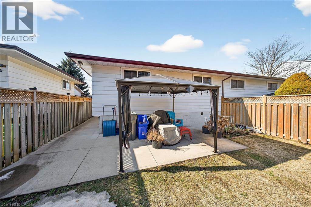 33 Glen Vista Drive, Hamilton, ON - Outdoor With Exterior