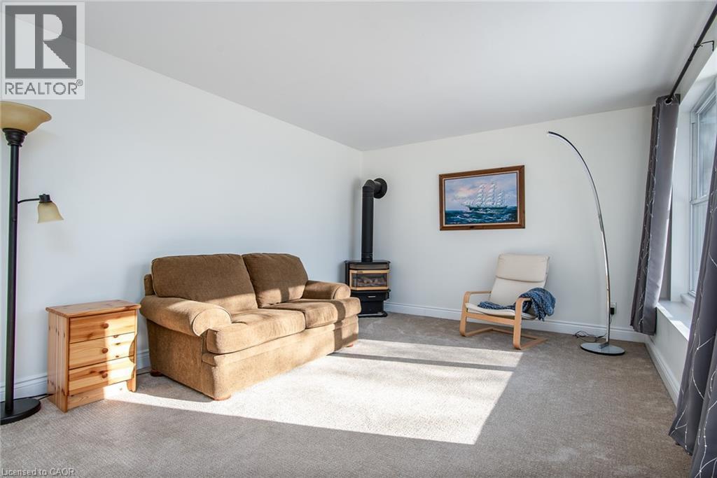 250 Royal Street, Waterloo, ON - Indoor