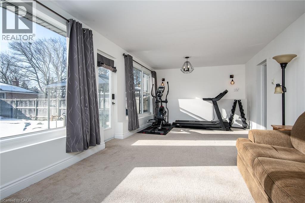 250 Royal Street, Waterloo, ON - Indoor Photo Showing Gym Room