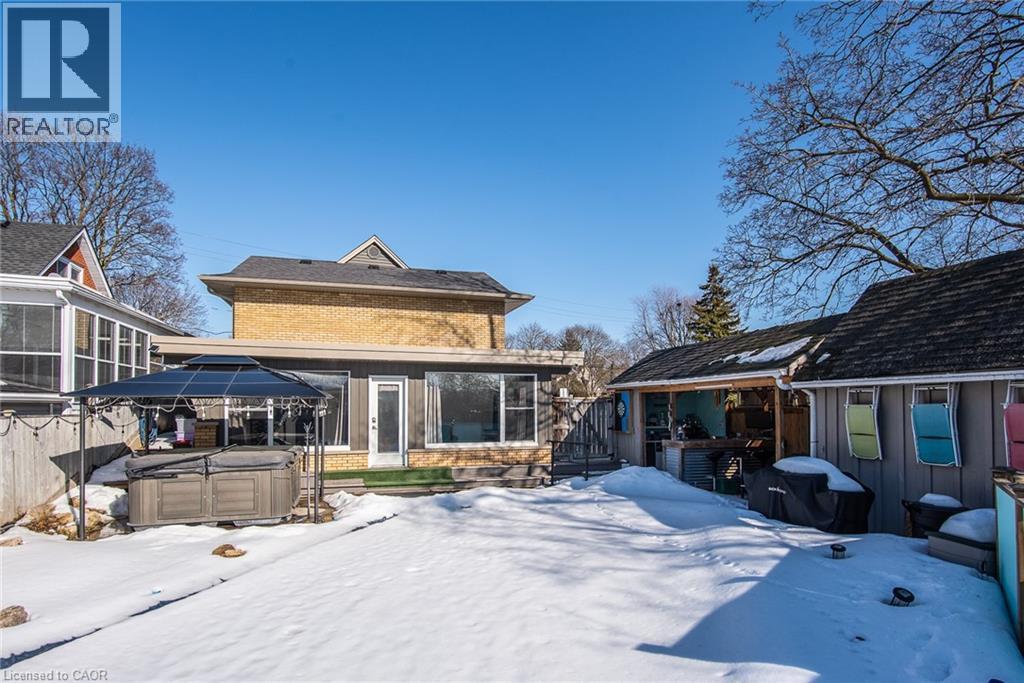 250 Royal Street, Waterloo, ON - Outdoor