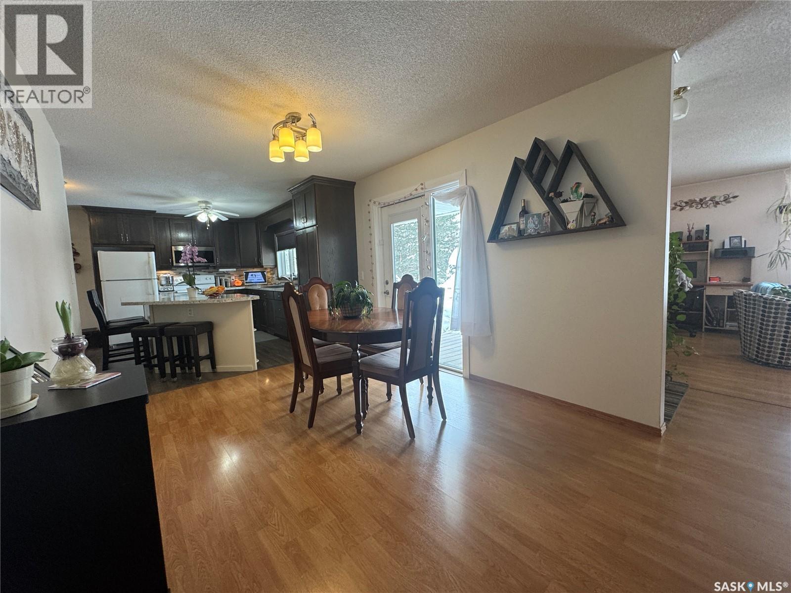 101 Doepker Avenue, Annaheim, SK - Indoor Photo Showing Dining Room