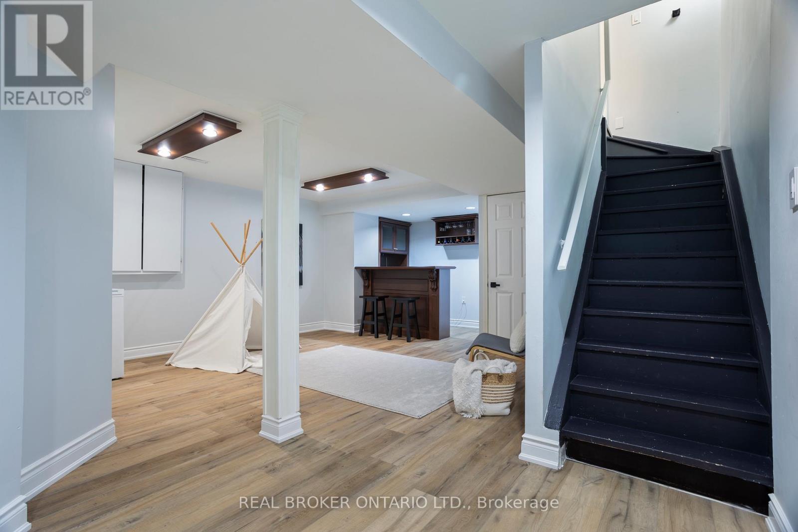 3811 Cedar Hedge Rise, Mississauga, ON - Indoor Photo Showing Other Room