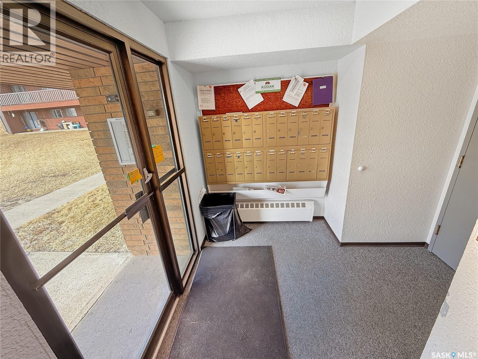 301 1110 9Th Avenue Ne, Swift Current, SK - Indoor