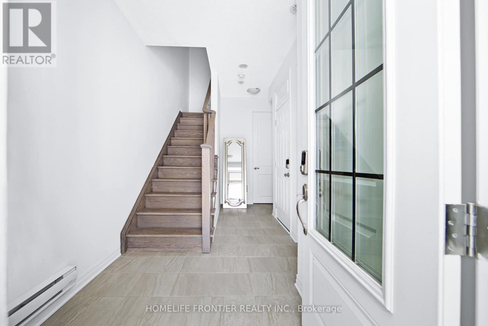 1891 Thames Circle, Milton, ON - Indoor Photo Showing Other Room